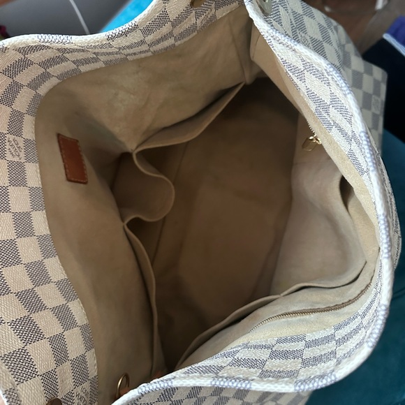 Authentic Louis Vuitton Damier Artsy Azur MM - Picture 4 of 12